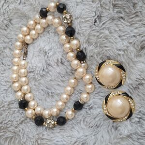 2 piece set: clip on earrings and necklace